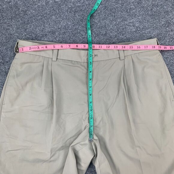 Vintage Bolle Golf Shorts Mens 38 Herb Green Pleated Front Performance Chino - Picture 5 of 10
